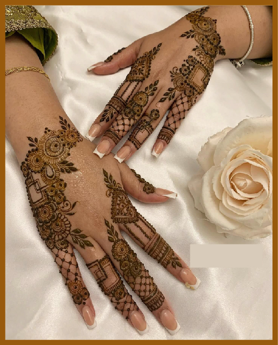 Aesthetic Mehndi Back Hand With Chain And Dots